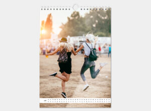 Valentinstag für Freunde: Fotokalender mit gemeinsamen Bildern verschenken