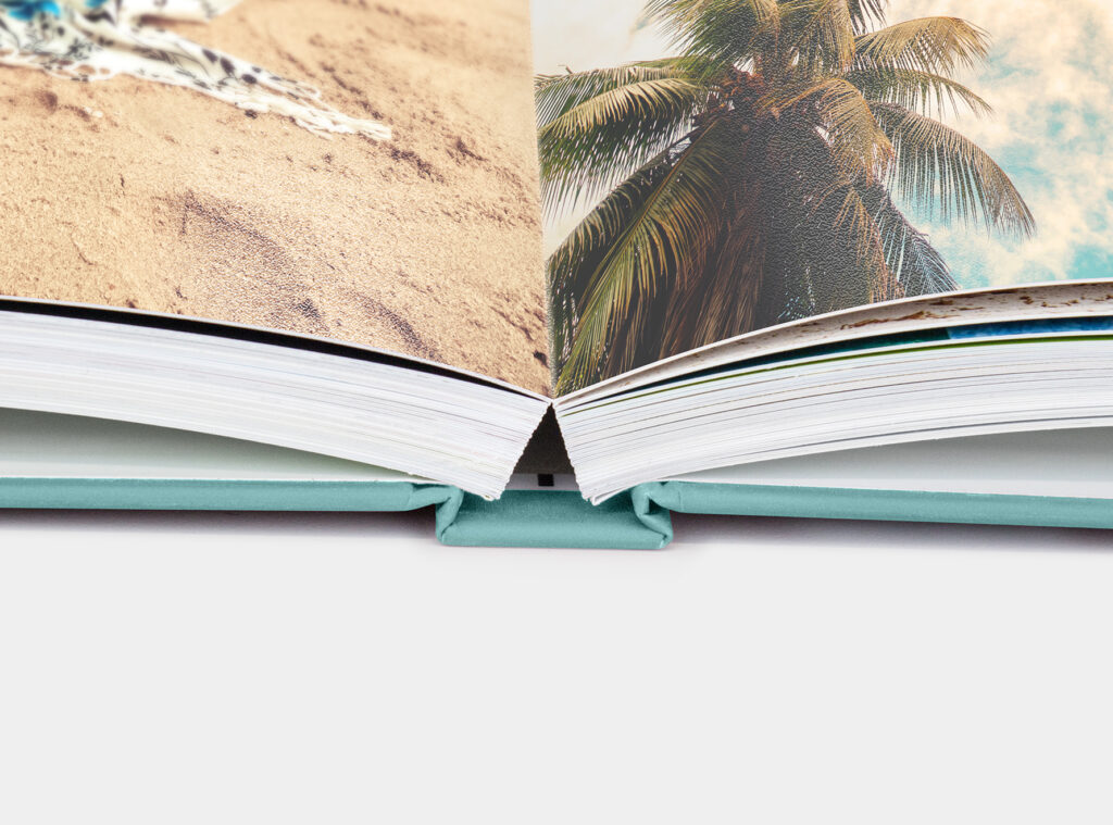Fotobuch veredeln mit Layflat-Bindung