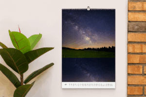 Nachtaufnahmen auf einem Wandkalender